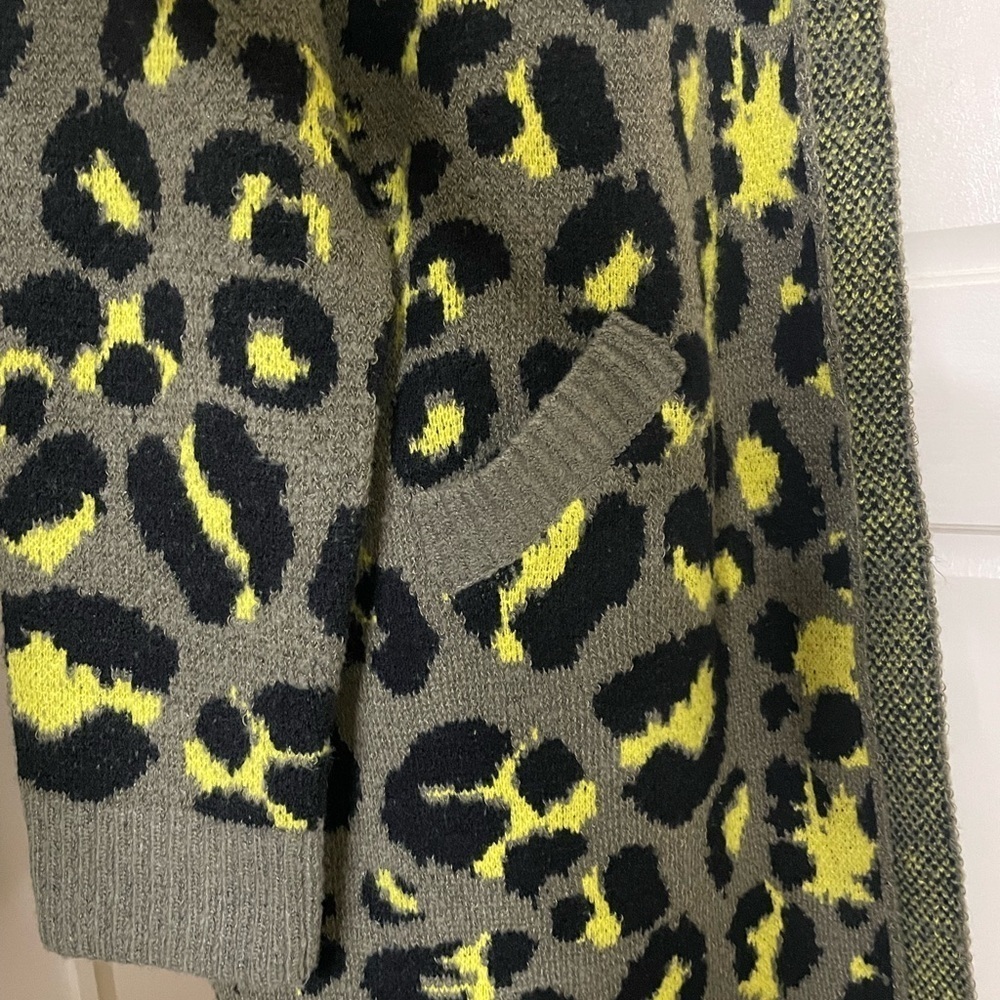 Cozy Casual Cheetah Print Duster Cardigan Sweater w/ Hood, Grn/Blk, Sz 2X-3X - Picture 10 of 12